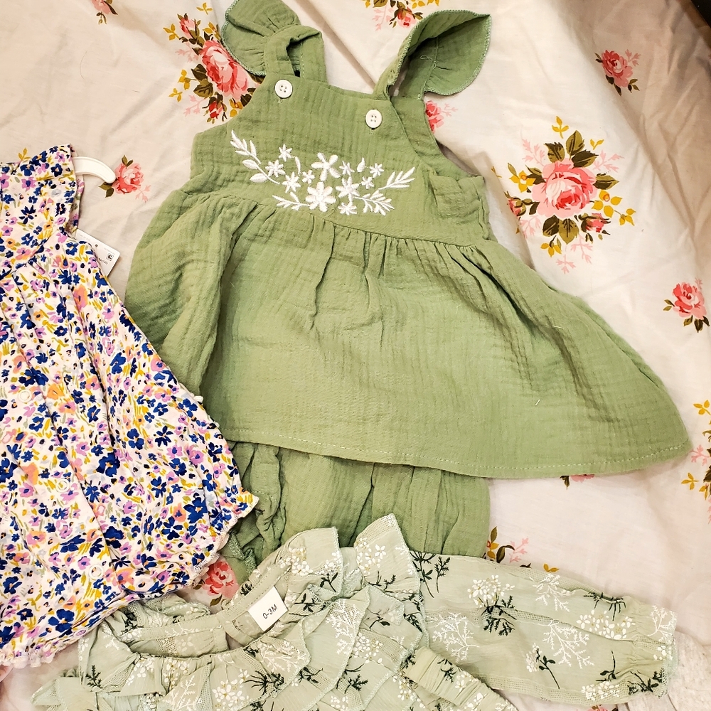 7 Piece NEWBORN BUNDLE NWOT